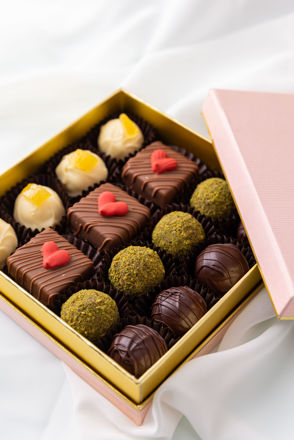 Picture of CHOCOLATE BOX
